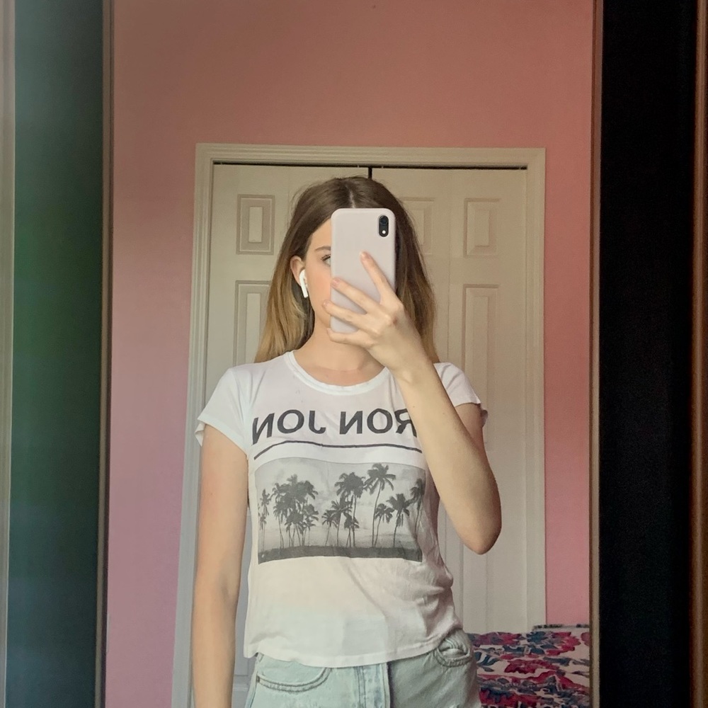 Ron Jon Cropped Shirt